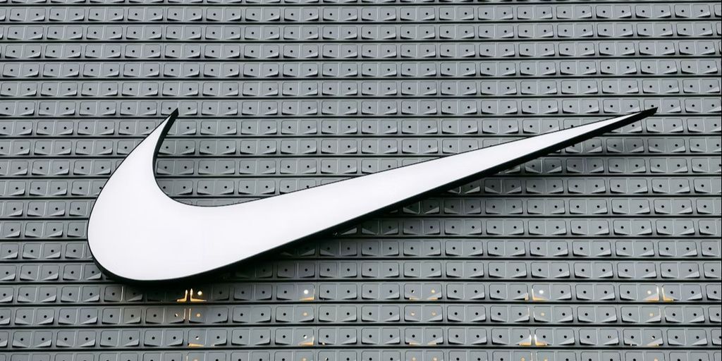 Nike Prepares for Earnings Report Amidst Turnaround Efforts