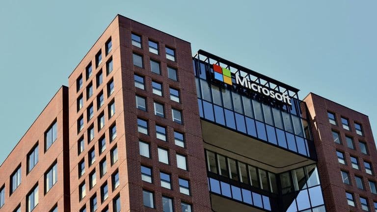 Satya Nadella Reshapes Microsoft’s Leadership to Drive Internal AI Innovation Beyond External Partnerships
