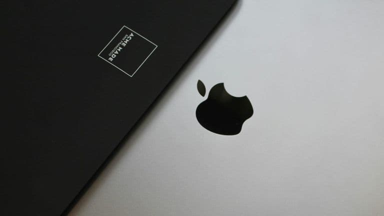Apple and Google Announce Strategic AI Collaboration