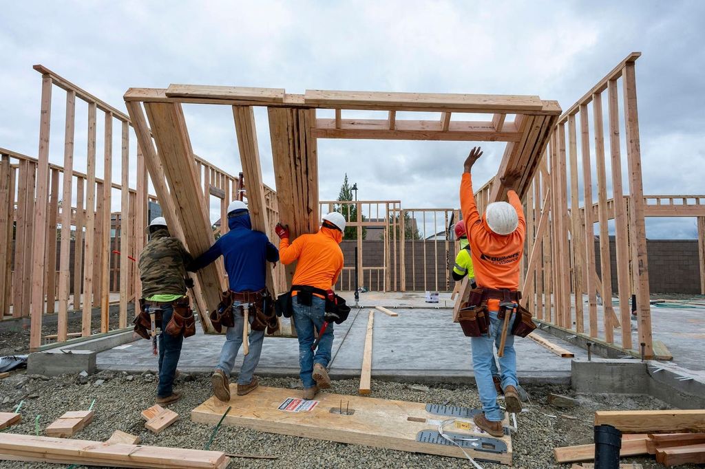 Strain on the labor market: a warning for the economy