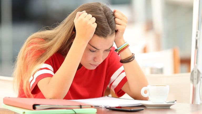 Student loan delinquency soars: 4 million borrowers struggle to keep