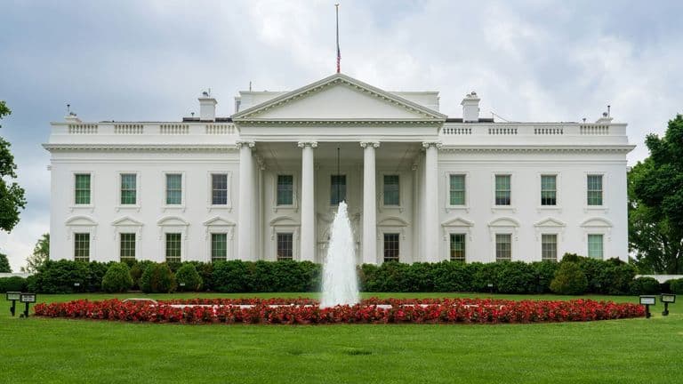 White House Credits Tariffs for Investment Boom—Analysts Disagree