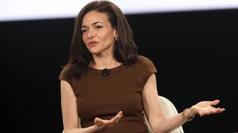 Top 10 influential mentors transforming modern entrepreneurs
