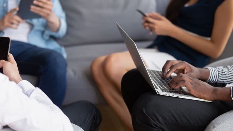 Unearthing the silent spread of social influence