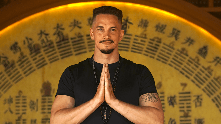 Maximilian Buchmann’s approach empowers men to build strong attraction and to last longer in bed through personal transformation, not tricks.