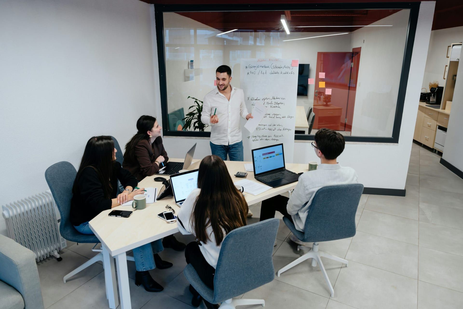 AI Startups Drive $12.7 B Surge in U.S. Venture Funding in April Amid Focus on Safety and Gen‑AI