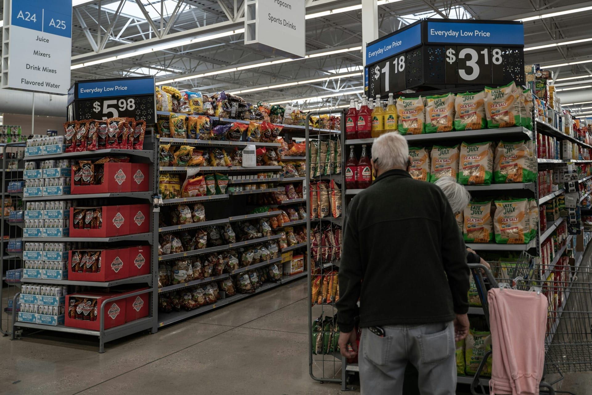 CEOs Navigate Consumer Caution as Inflation Persists