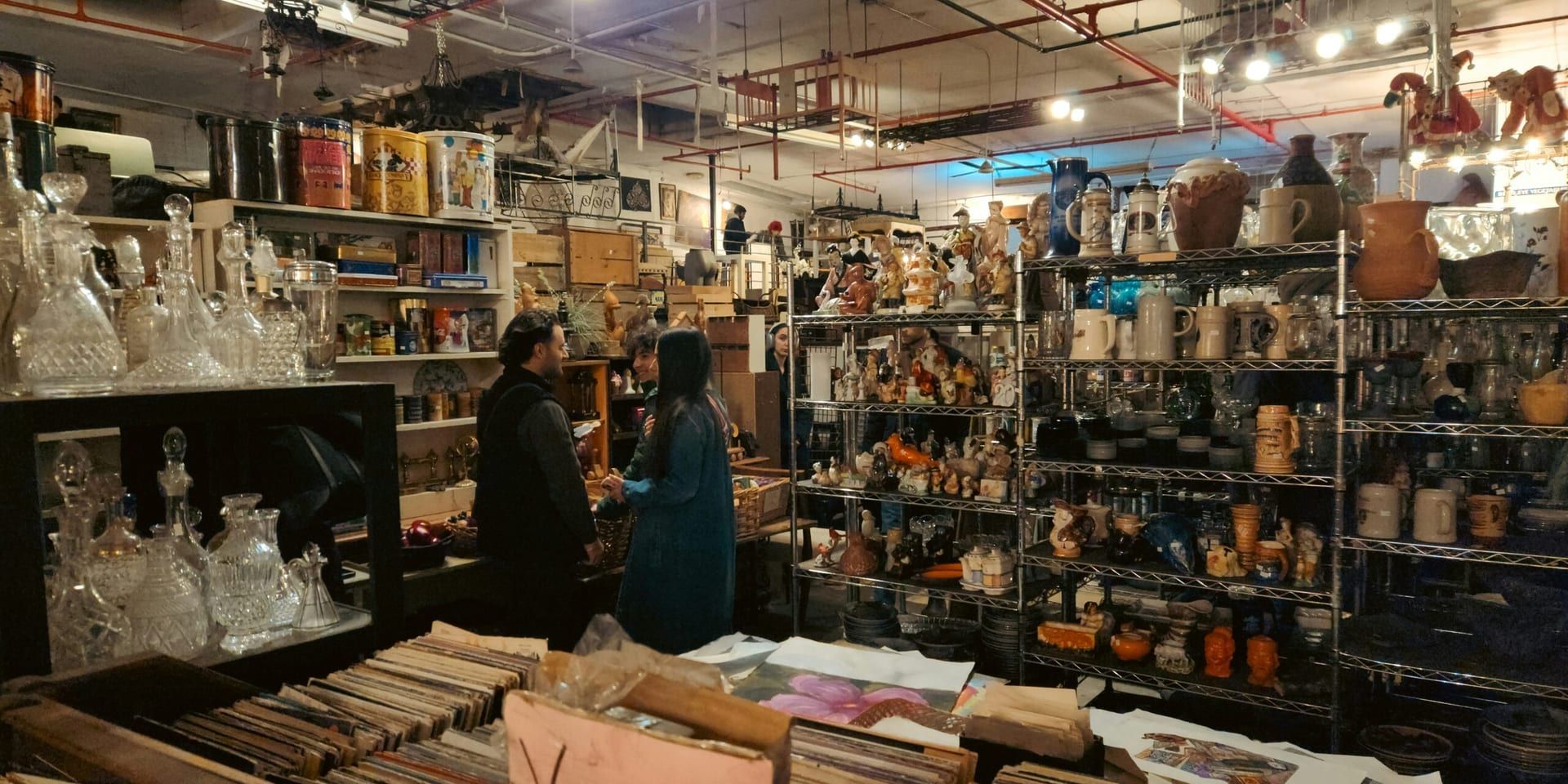 Antique and Vintage Markets Flourish Across the U.S. This Fall