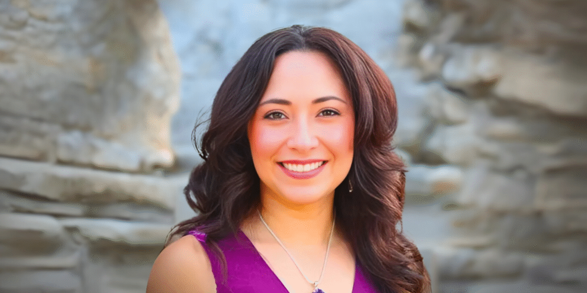 Desiree Werland, founder of Stronger Than Autoimmune, empowers individuals and organizations by addressing autoimmune disease in workplace wellness strategies.