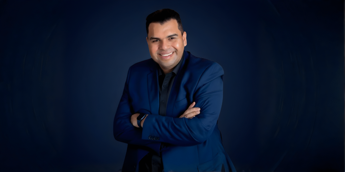 Silvio Pereira Junior’s strategic vision and expertise have positioned him as a global leader in the pharmaceutical industry, expanding into complex markets worldwide.