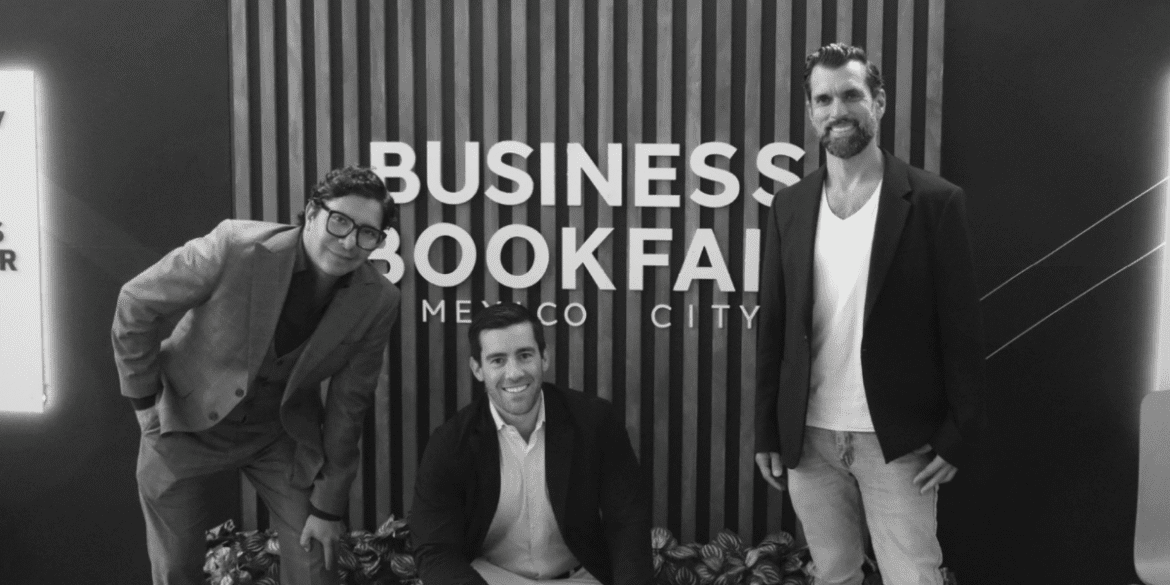 Alex Pacheco, founder of Epicbook, with colleagues at the Business Book Fair in Mexico City, showcasing their publishing expertise.