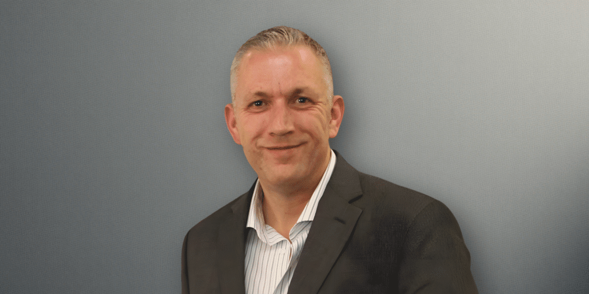 John Parsons, founder of Peak State Coaching, helps professionals worldwide craft personalized career narratives, securing dream roles without AI shortcuts.