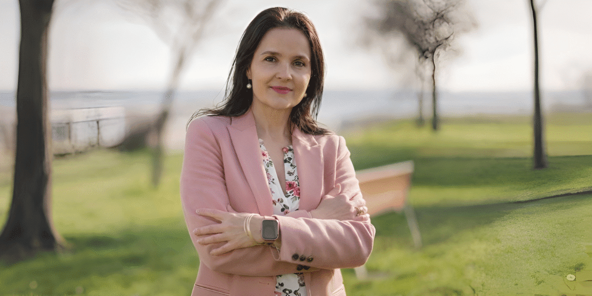 Liana-Gabriela Soare, social entrepreneur and educator, empowering youth through personal development and education initiatives.