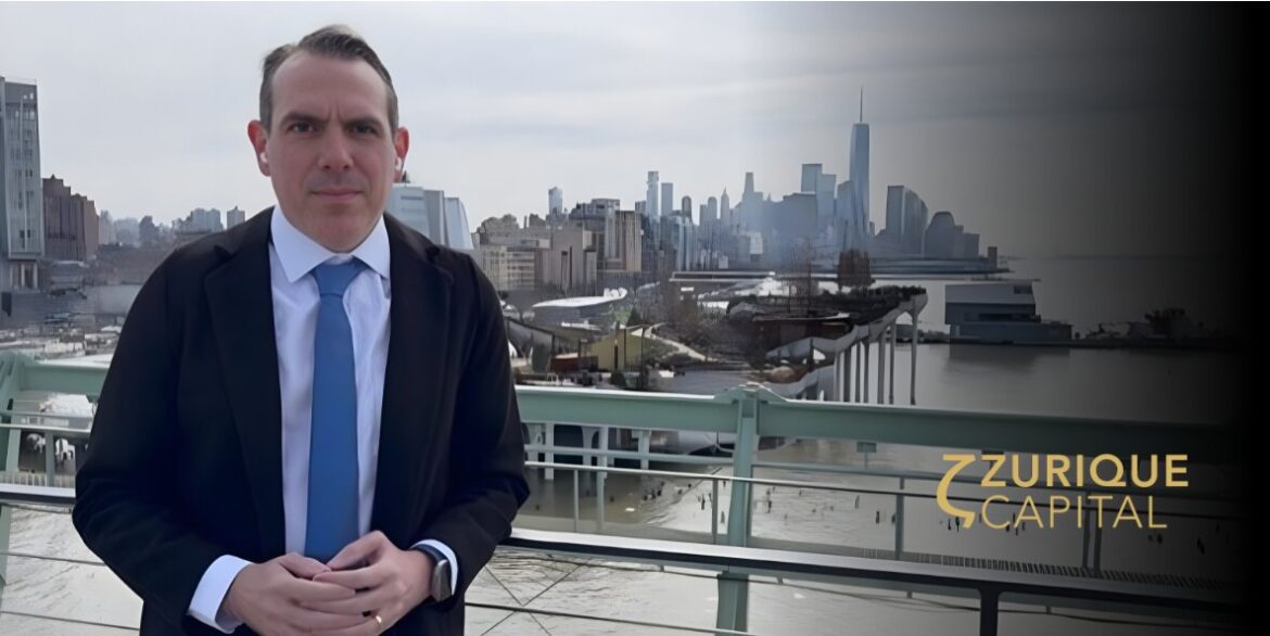 A man in a suit and tie stands confidently before a city skyline, symbolizing professionalism and urban finance.